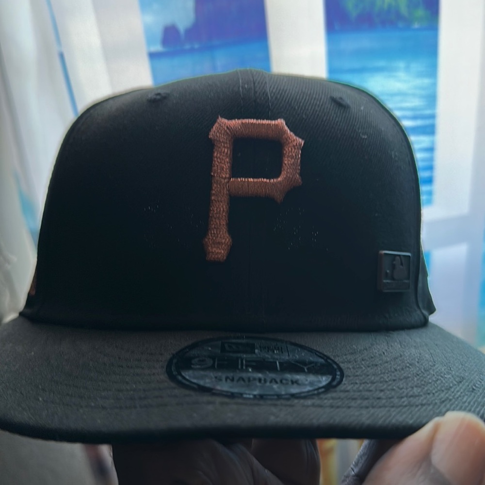 Slightly New Pittsburgh Pirates Rose Gold Hat Worn like 2-3 times